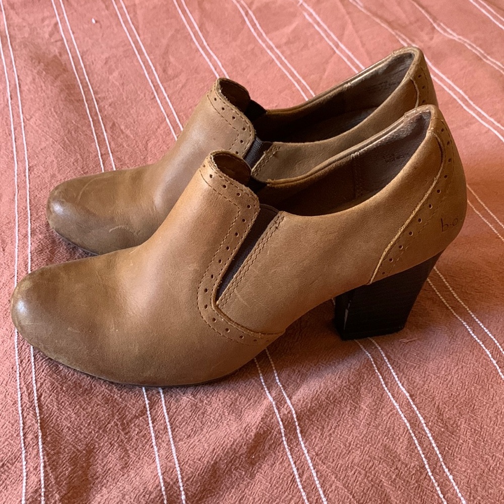B.O.C Brown Leather Born Concept  Women's Ankle Booties  (size 7)